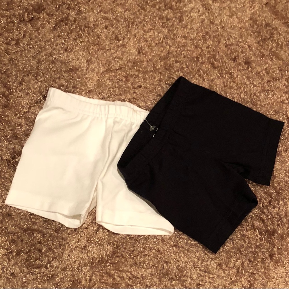 Set of two shorts 6 months